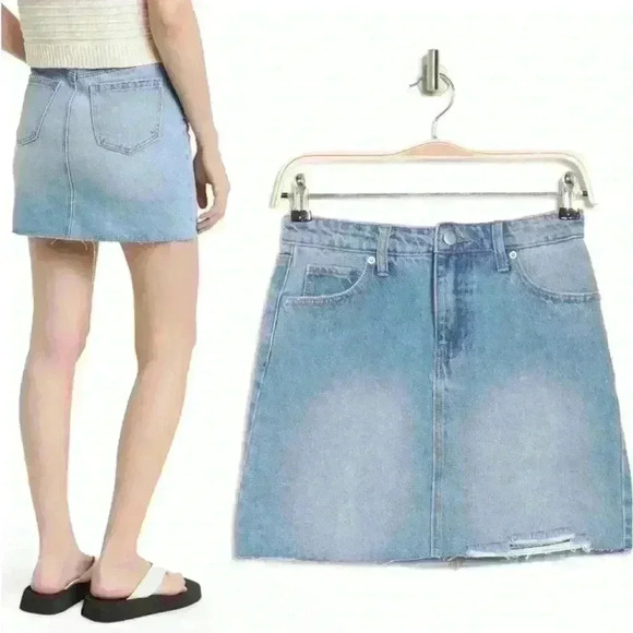 Abound Light Wash Raw Hem Denim Mini Skirt - Picture 1 of 6
